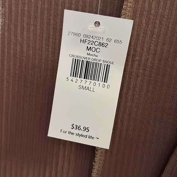 New top from Buckle - Picture 4 of 4